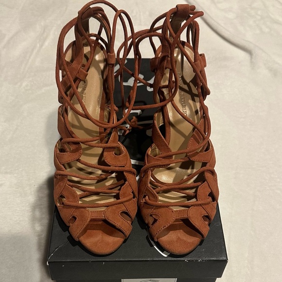 Banana Republic Julie brown suede heels size 6.5 - Picture 1 of 9